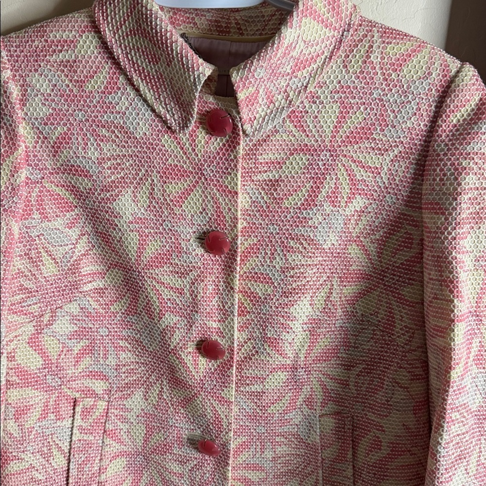 ELIE TAHARI Vintage Floral Coat - Picture 2 of 16